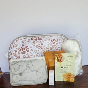 Sonia Kashuk Leopard Print Cosmetic Bag